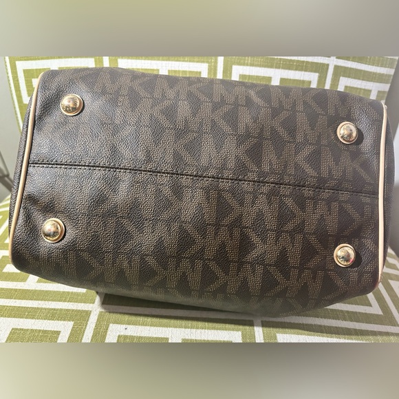 3 PC. MK Signature Coated Canvas Grayson Boston Crossbody, Wallet, & Dust Bag - Picture 13 of 15